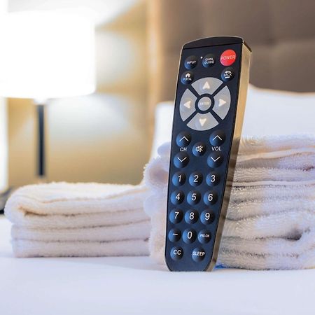 Drury Inn & Suites マッカレン エクステリア 写真
