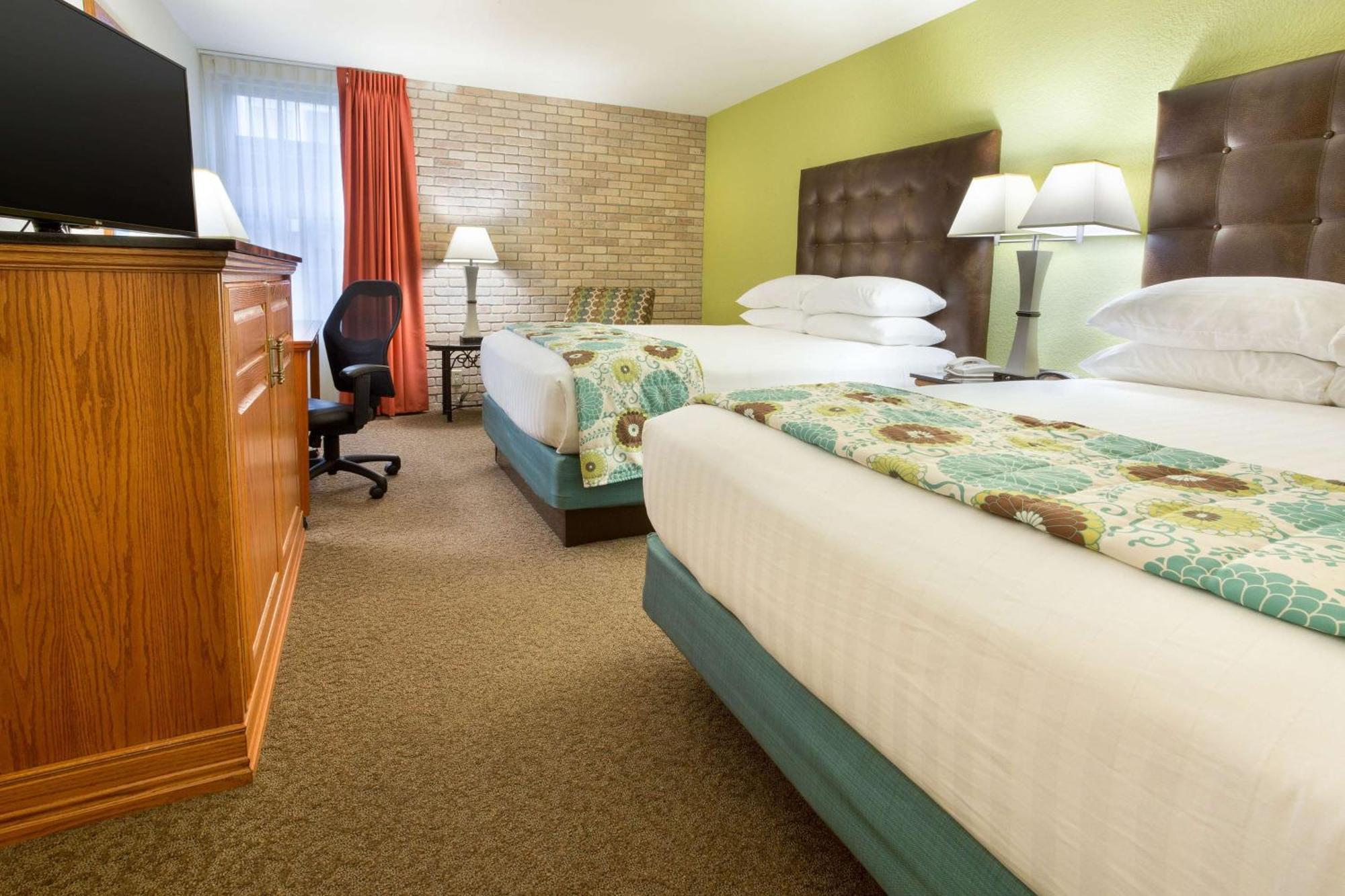 Drury Inn & Suites マッカレン エクステリア 写真