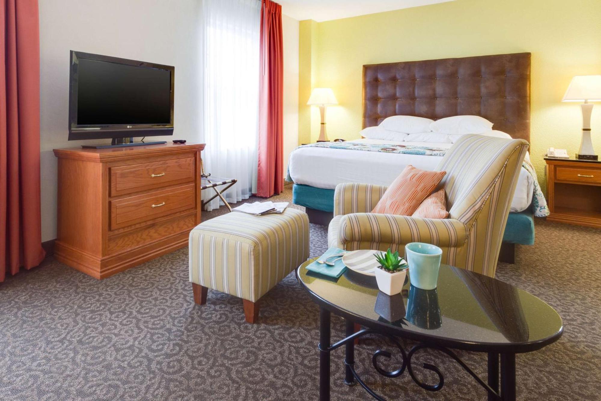 Drury Inn & Suites マッカレン エクステリア 写真